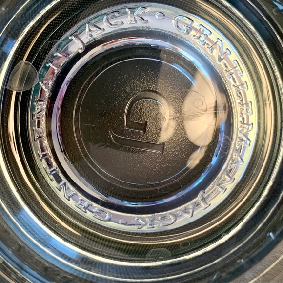 3 bar glasses including 2 square Jack Daniels and 1 Gentlemen Jack tumbler - Picture 11 of 11